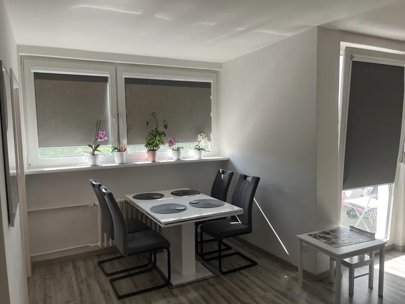 Alltagstaugliche 2-Zimmer-Wohnung mit Balkon in Berlin-Buckow — photo 1